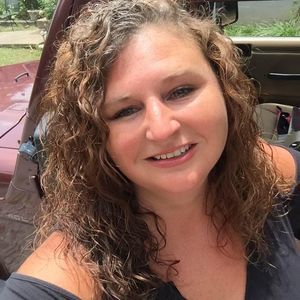 Meet your Posher, Yvonne